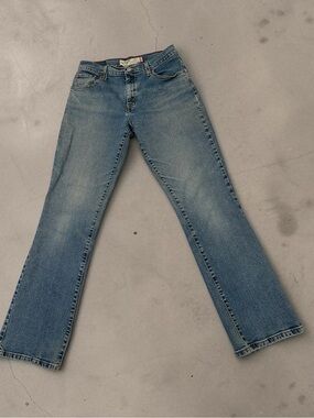 Levi’s 550 Classic Relaxed Bootcut Jeans – Women’s Size 8 Medium
